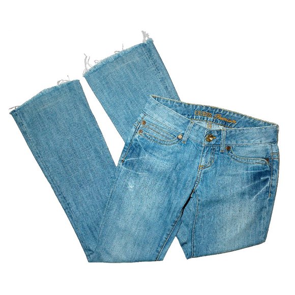 Guess Premium Light Wash Low-Rise Fringe Daredevil Boot Jeans Gold Buttons Sz 26 - Picture 2 of 13